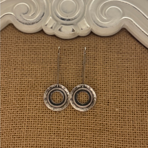 SILPADA  silver oxidized hammered earrings - Picture 1 of 4